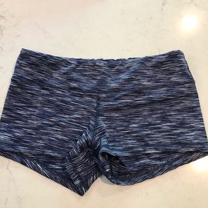 Fleo Mid-Rise Short